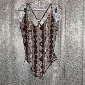 NWTs Kona Sol Snake Print 1 Piece Swimsuit, Sz L